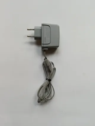 Cargador Nintendo DS Lite