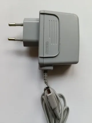 Cargador Nintendo DS Lite