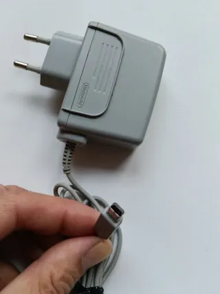 Cargador Nintendo DS Lite