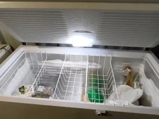 Arcón Congelador Ignis CO470EG  NEGOCIABLE)