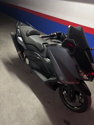 Yamaha TMAX 530 Maxi Scooter
