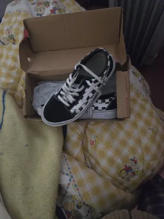 Caja de Zapatos Vans Off The Wall