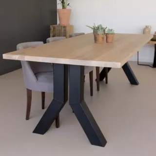 Mesa de comedor madera y metal