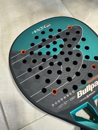 Bullpadel Hack 04 Hybrid 25 Paquito