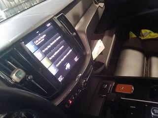 Volvo XC60 T6 Recharge R-Design AWD Auto 250 kW (340 CV)