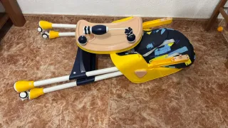 Trona bebé con estampado divertido