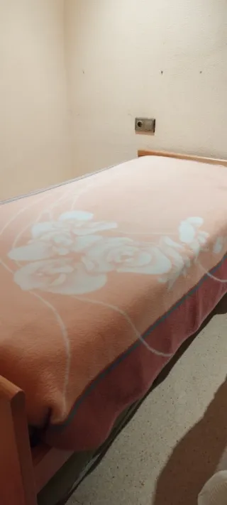 Manta Manterol Rosa y Blanco