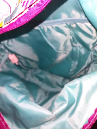 Mochila Totto Estampada Triángulos