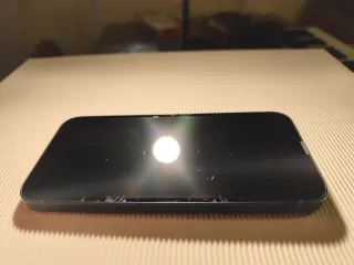 iPhone 13 128GB + caricatore gratuito