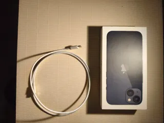 iPhone 13 128GB + caricatore gratuito