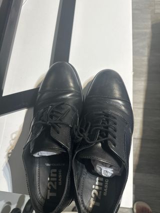 Zapatos de vestir, precio bastante negociable