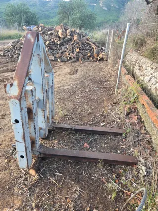 Transpaleta para tractor