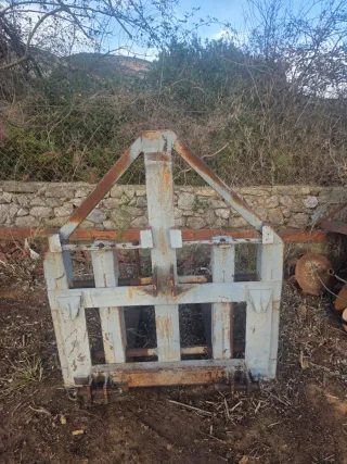 Transpaleta para tractor