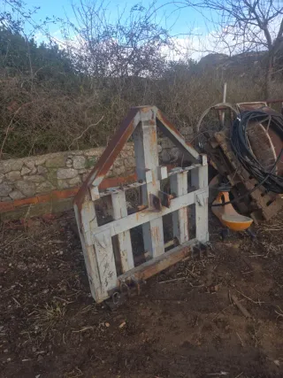 Transpaleta para tractor