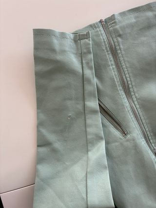 Chaqueta Only cuero ecológico verde