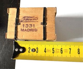 Lote de tres cajas o cargas de madera para trenes