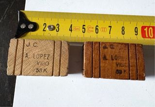 Lote de tres cajas o cargas de madera para trenes