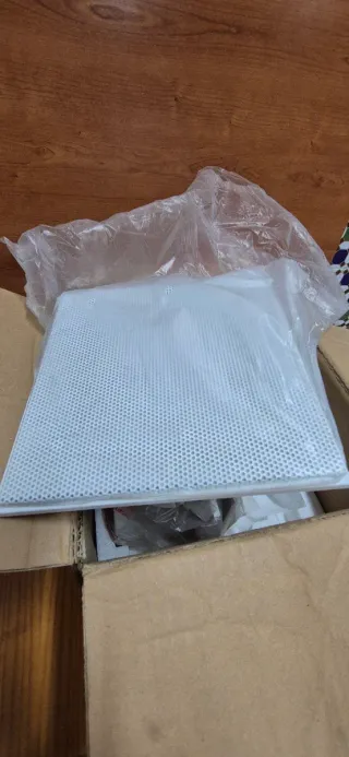 Altavoces empotrables Linn Diskreet