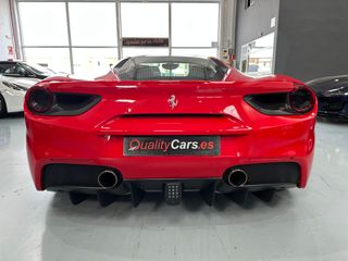 Ferrari 488 2018