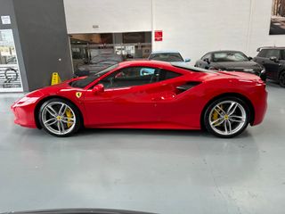 Ferrari 488 2018