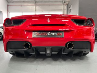 Ferrari 488 2018