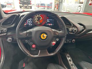 Ferrari 488 2018