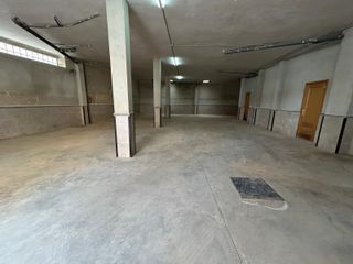 SOLAR/PLANTA BAJA EN ALQUILER, CHIVA, VALENCIA.