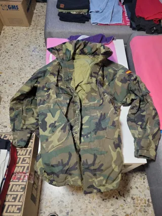 Chaquetón militar camuflaje ejército