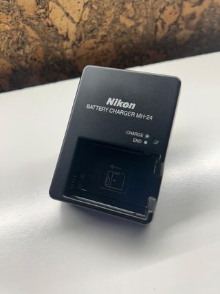 Lote Cámara Nikon D3200 + 2 Objetivos