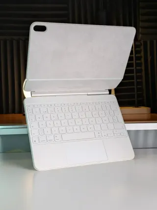 Magic Keyboard iPad 11 pulgadas