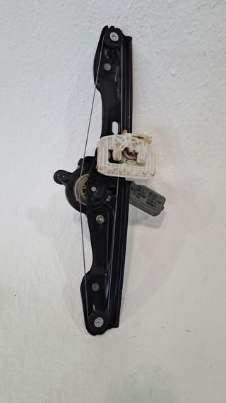 ELEVALUNAS TRASERO DERECHO BMW 1 (F20)