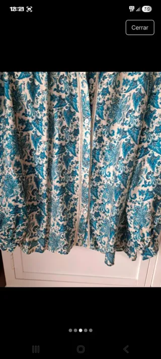 Blusa estampada azul y verde