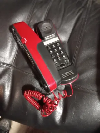 Teléfono antiguo MxOnda rojo, funciona perfectamen