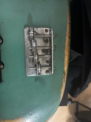 Puente relic para bajo Fender/Squier