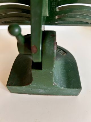 Atril hierro fundido libro