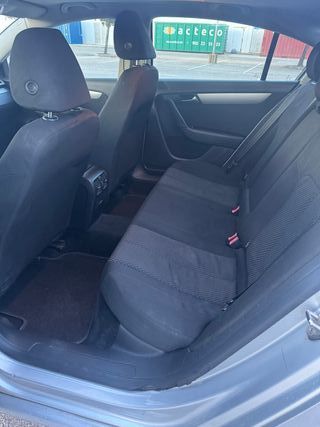 Volkswagen Passat 2.0tdi