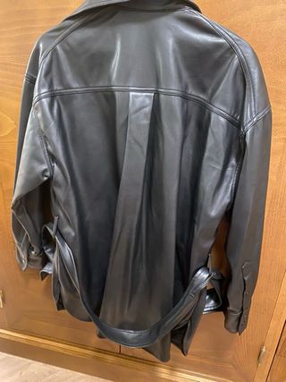 Chaqueta Negra Talla L