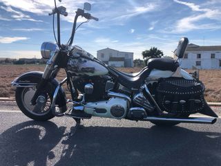 Harley Davidson Heritage Softail Classic 89