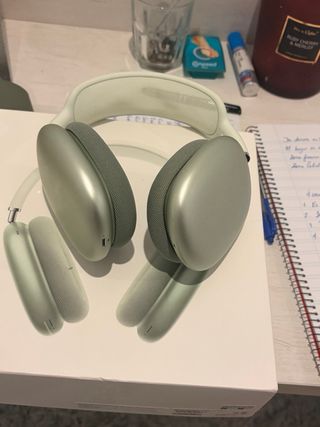 AirPods Max Apple Verdes y Plateados