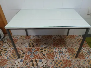 Mesa de cocina cristal y metal