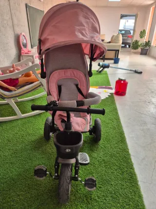 Triciclo rosa para niños