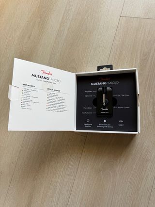 Fender Mustang Micro Amplificador Guitarra