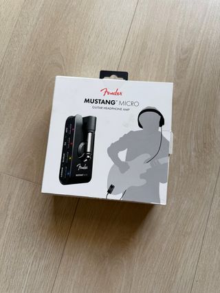 Fender Mustang Micro Amplificador Guitarra