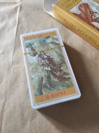 Mazzo tarot i tarocchi del graal astra lo scarabeo