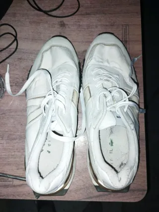 Zapatillas Lacoste Blancas y Doradas