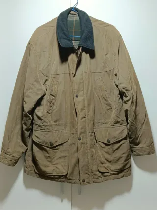 Chaquetón marrón y verde