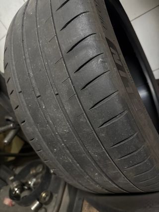 Neumáticos Michelin 255/40 R20