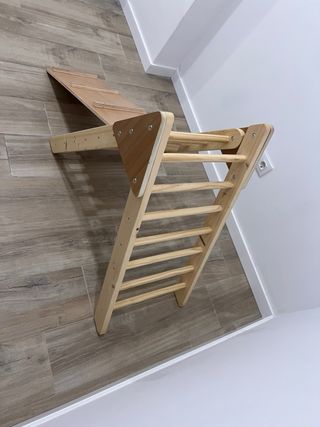 Triángulo Pikler ,rampa/escalera y Arco Montessori