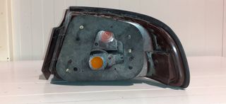 PILOTO TRASERO IZQUIERDO MITSUBISHI GALANT BERLINA (E50)