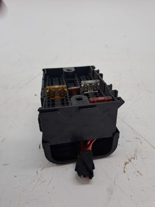 CAJA RELES / FUSIBLES VOLKSWAGEN T5 TRANSPORTER (7E) (2)